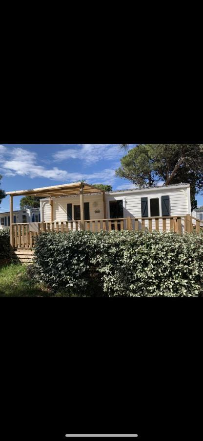 بورت-لا-نوفيل Mobil Home المظهر الخارجي الصورة